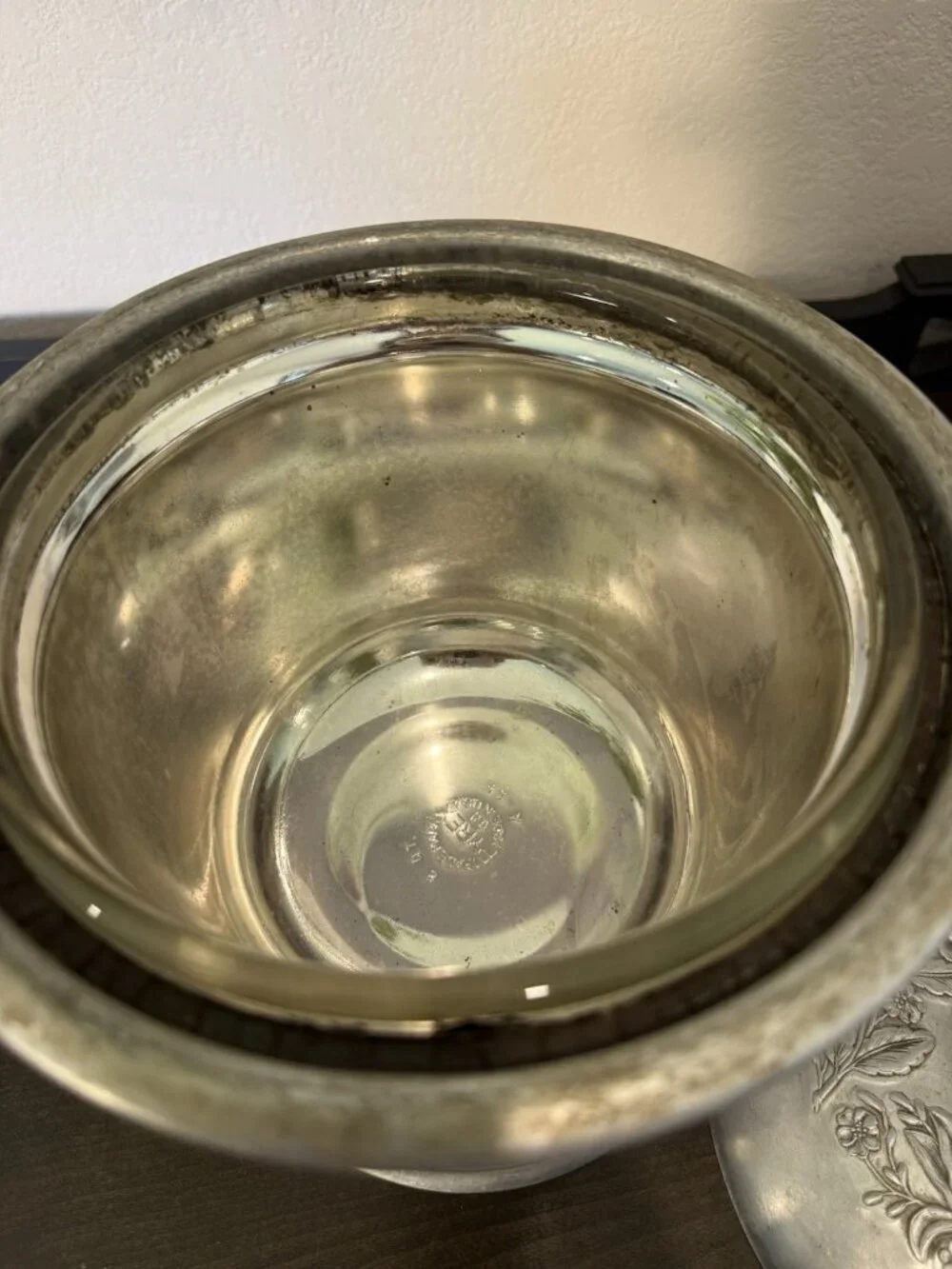 Everlast Forged Aluminum Ice Bucket w/ Lid Rose Pattern Hand Hammered MCM Vtg